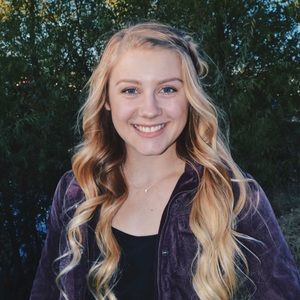 Meet your Posher, Alexandra